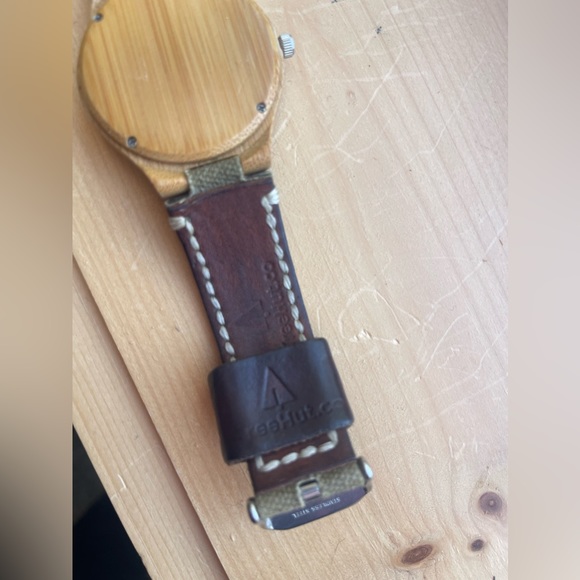 Treehut Watch - Picture 6 of 6